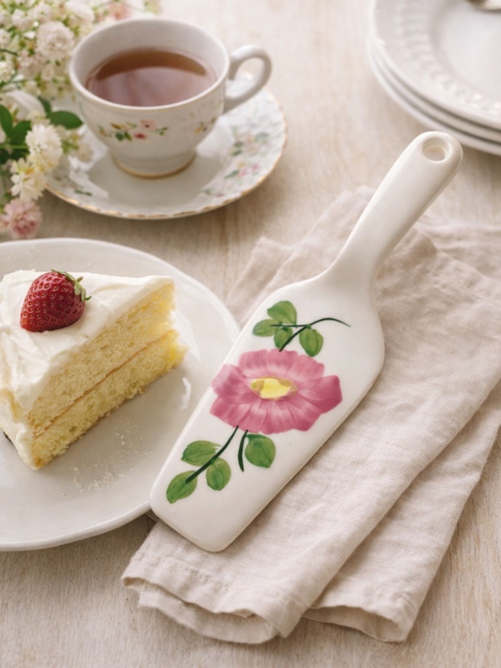 Vintage Floral Ceramic Pie Server Pink Blossom Cottagecore Tea Party